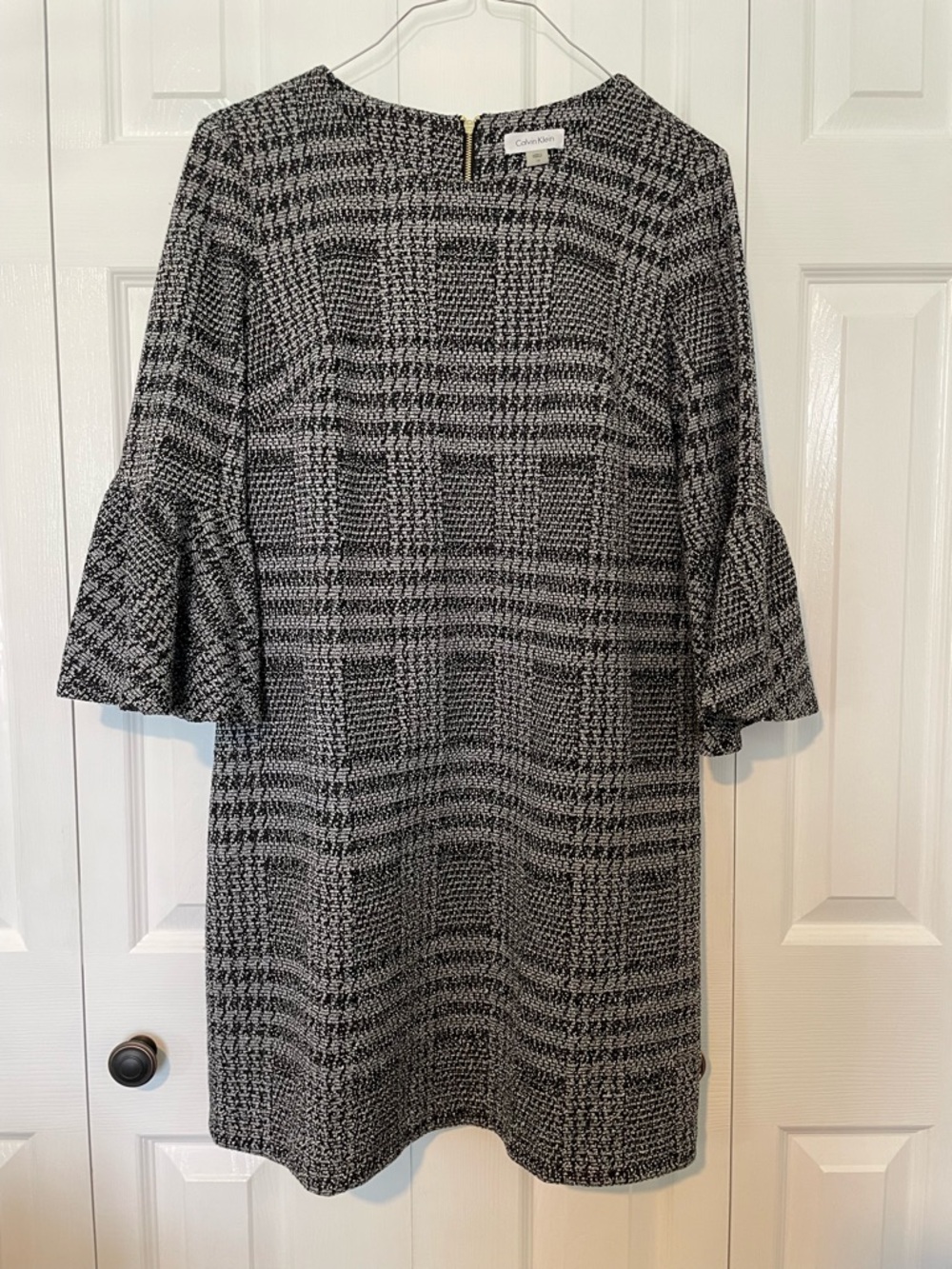 Calvin Klein Black & White Plaid Bell-Sleeve Shift Dress women's size 14 career